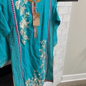 Pakistani clothes